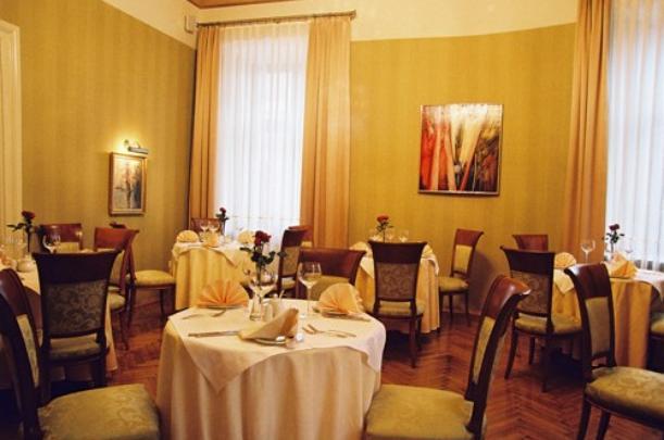 Ostoya Palace Hotel Красков Екстериор снимка